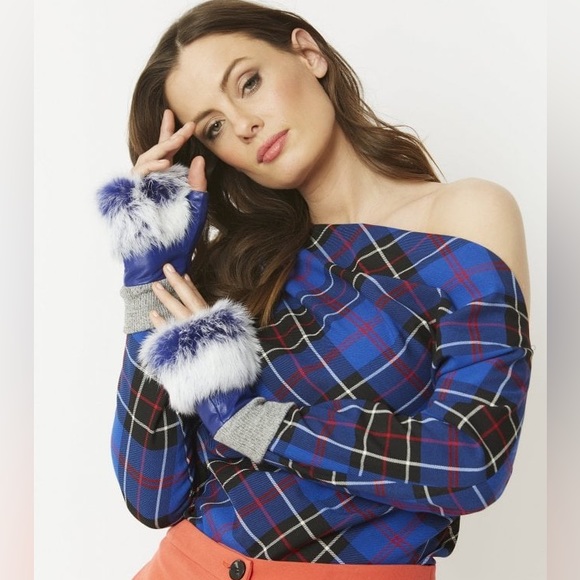 NWT ZARA Asymmetric Plaid Blue Top Size M  🦋Bloggers Favorite🦋 - Picture 11 of 16